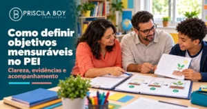 Professores analisam registros de aprendizagem com um estudante para definir e acompanhar objetivos mensuráveis no PEI.